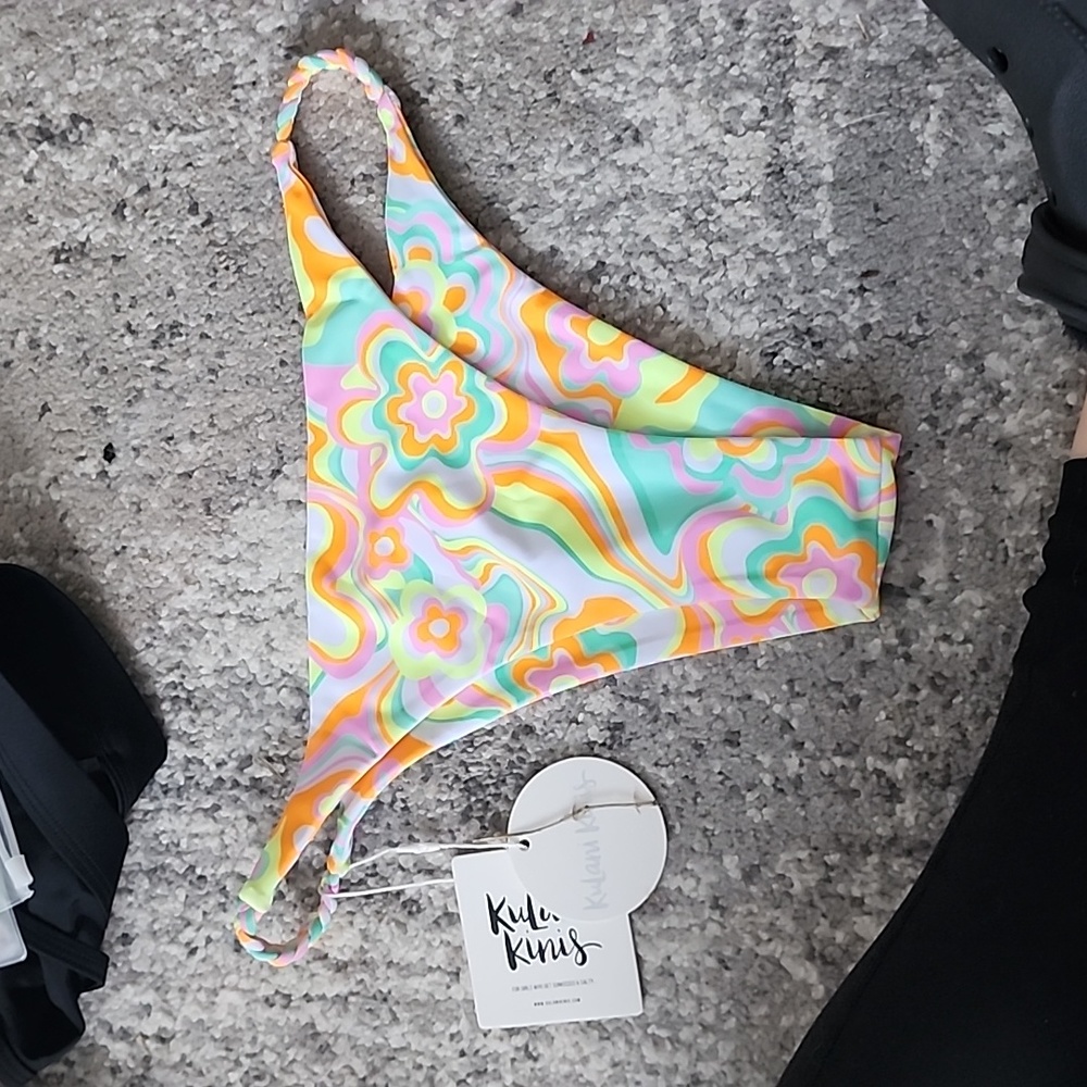 Kulani Kini bikini bottom